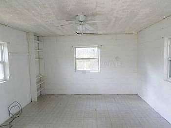 2nd image of 102 Wilmer Ave