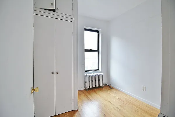 Rented by Julianna Realty Corp | media 33