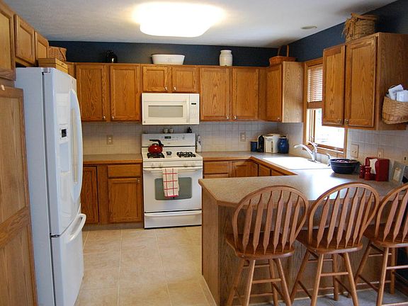 5th image of 4243 Brookcrest Dr SW