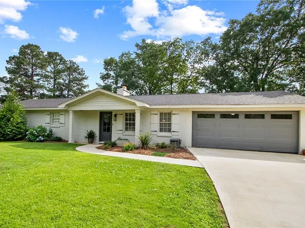 2507 Twin Mnr, Northport, AL 35476