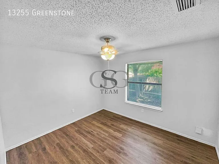 13255 Greenstone — Photo 11