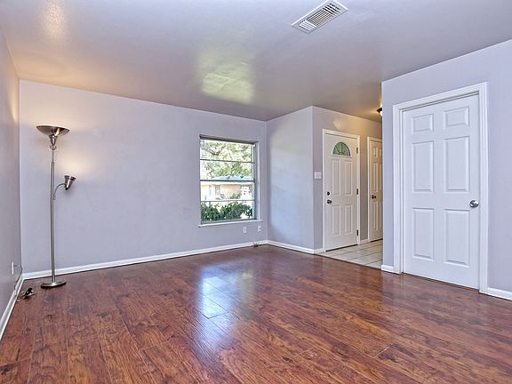 5th image of 7703 Tisdale Dr