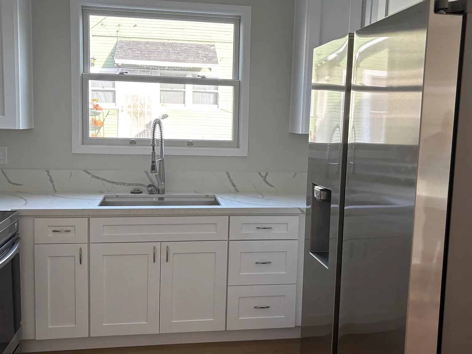 1 bed, 900 sqft, $2,150 — Photo 3