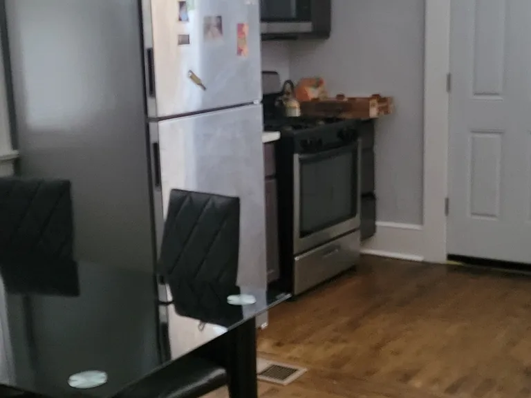 1506 E Kane Pl — Photo 6