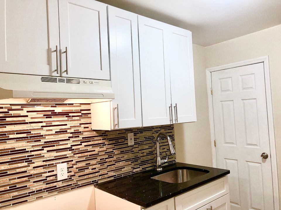 1st image of 15358 Foch Blvd