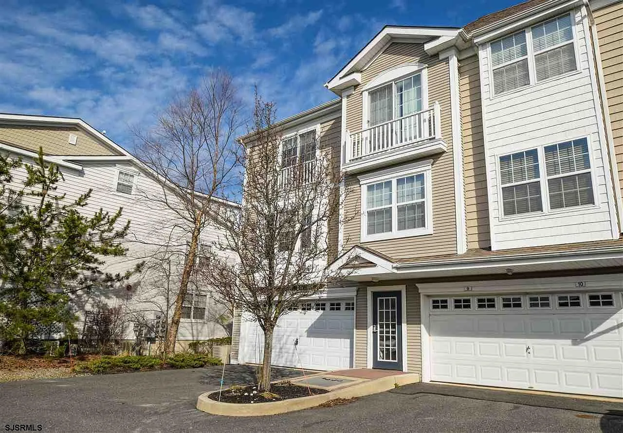 11 Bayside Dr #11 photo 1