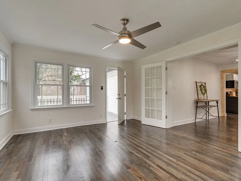 1206 Rolling Fields Dr — Photo 18