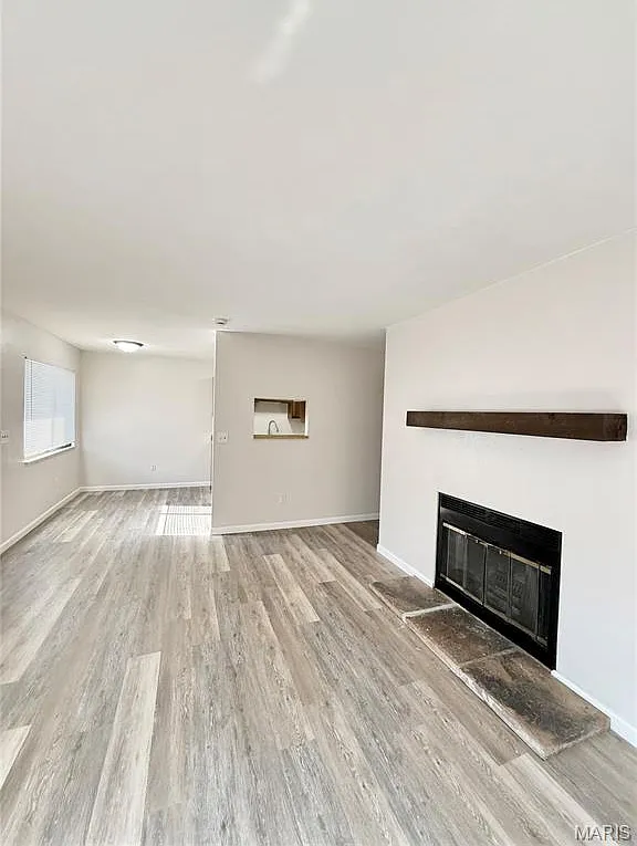 2 bed, 1.0 bath, 832 sqft, $950 — Photo 3