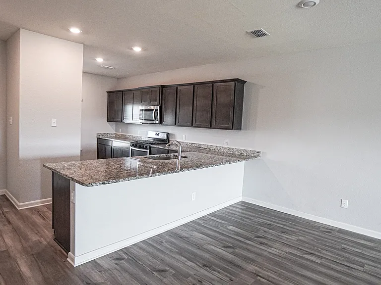 3012 Villegas Way — Photo 7