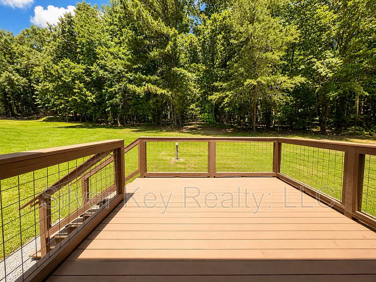 1719 Reed Rd — Photo 3