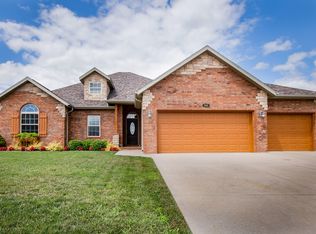 903 N 21st Ave, Ozark, MO 65721