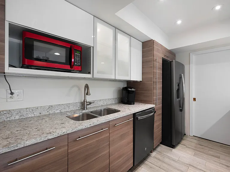 11863 Wimbledon Cir #542 — Photo 4