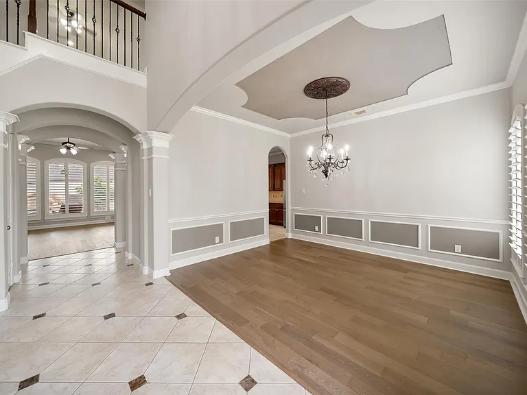 390 Wedgewood Dr — Photo 5