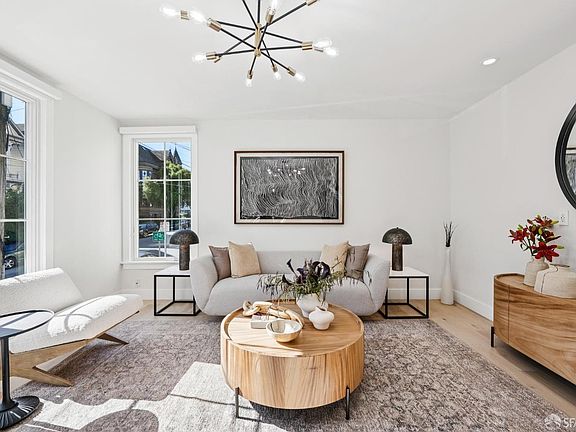 2nd image of 415 Ashbury St