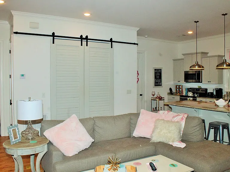 314 Bramlett Blvd — Photo 4
