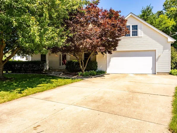 275 Cinema Ct, Vermilion, OH 44089
