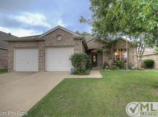 10613 Wolfcreek Ln, Rowlett, TX 75089