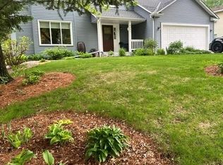 9391 Knighton Rd, Woodbury, MN 55125