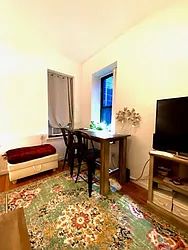 Rented by CitySites Real Estate Group