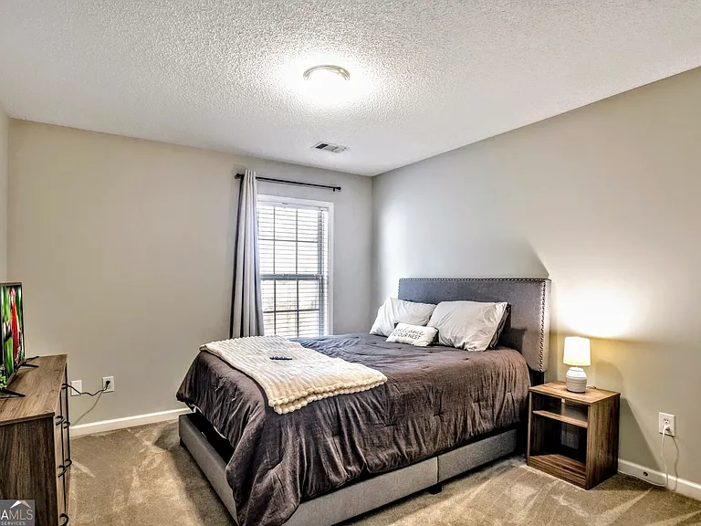 4306 Sugar Maple Ln NW — Photo 16