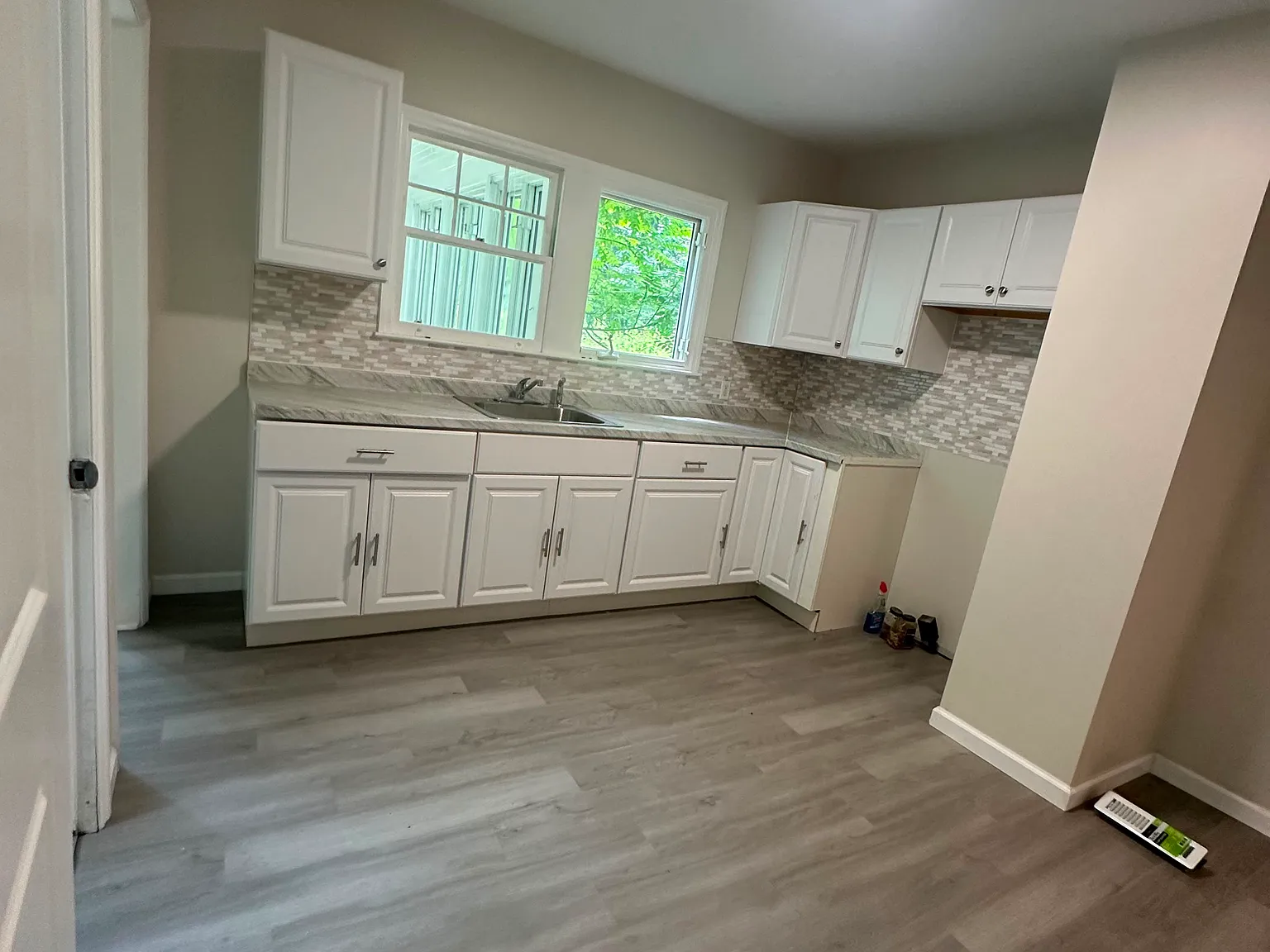 4 bed, $3,100 — Photo 4