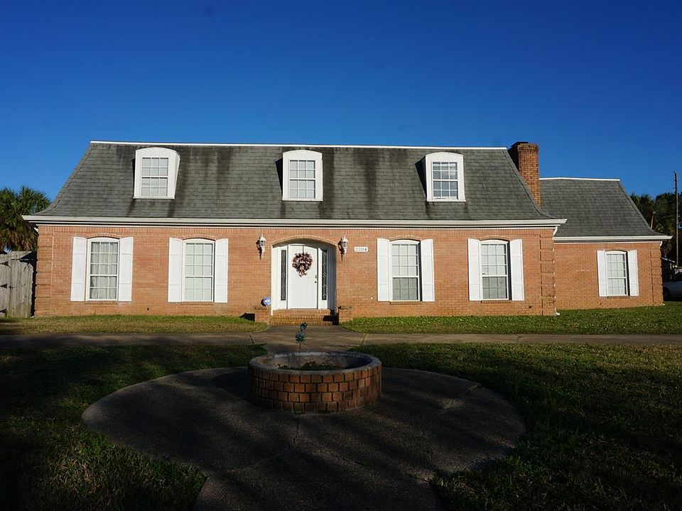 1st image of 2204 N 61st Ave