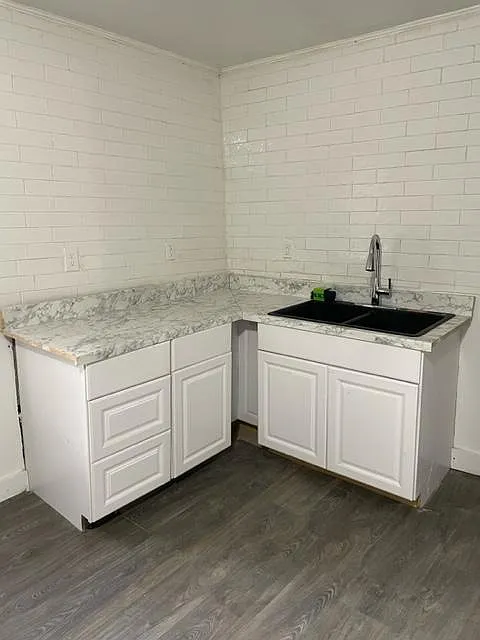 3 bed, 1600 sqft, $1,275 — Photo 4