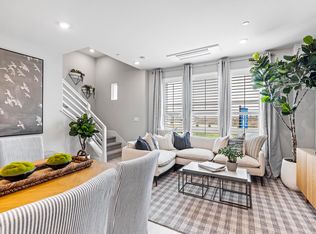 525 Valley Oaks Cir, Novato, CA