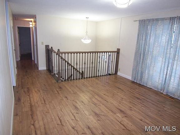 3rd image of 2514 22nd Ave