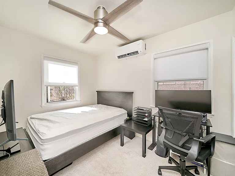13007 Duffield Ave — Photo 6