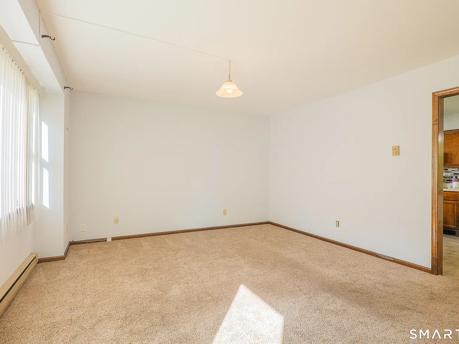 2 bed, 1.5 bath, 1088 sqft, $2,000 — Photo 3