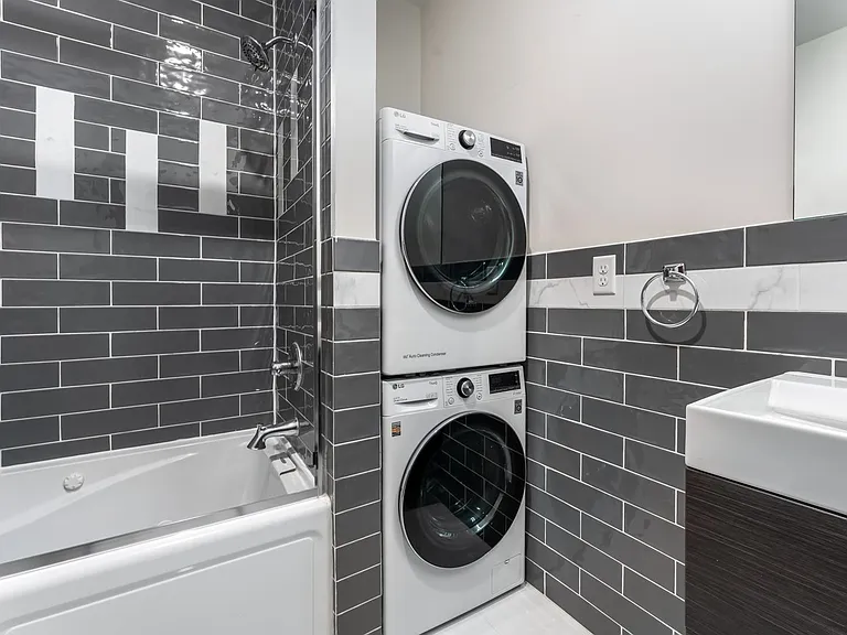 65-67 Storms Ave #3B — Photo 14