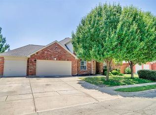 5040 Raisintree Dr, Fort Worth, TX 76244