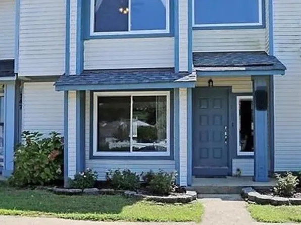 789 Quesnel Dr, Virginia Beach, VA 23454