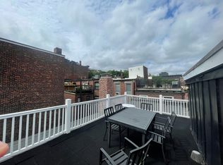 4 Phillips St APT 1, Boston, MA 02114