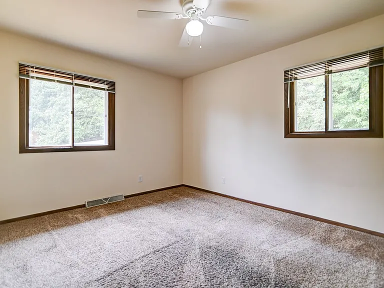 6382-6384 Everest Dr — Photo 24