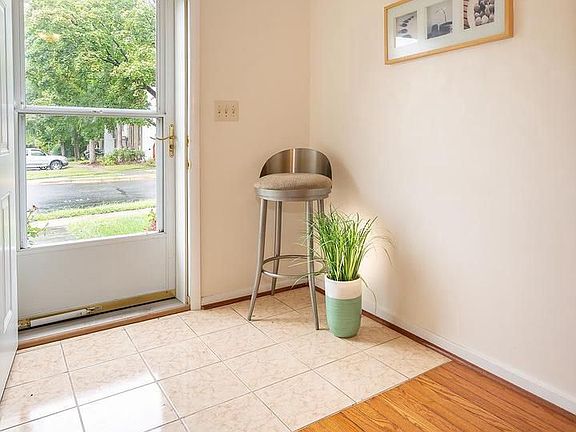 3rd image of 6351 Hillary Ct