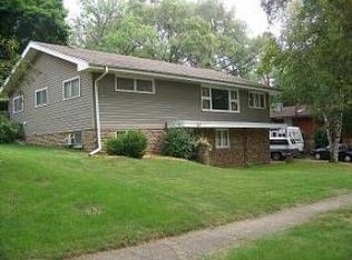 417 James Ct, Algonquin, IL 60102