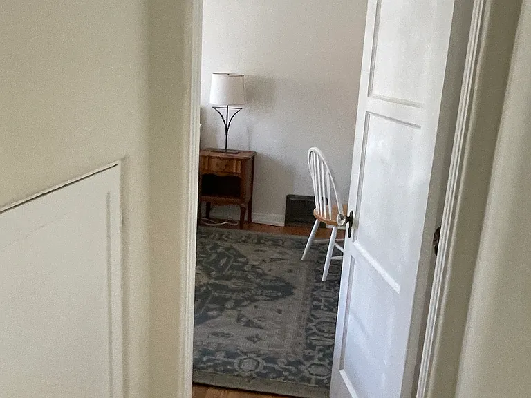 8140 Blackburn Ave — Photo 7
