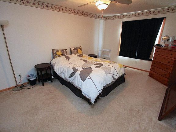 5th image of 13 River Woods Dr W