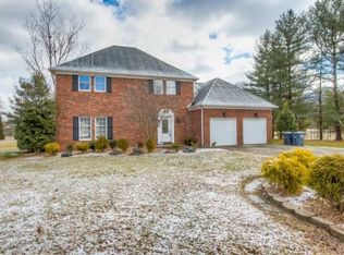 1009 S Page Pl, Kingsport, TN 37660