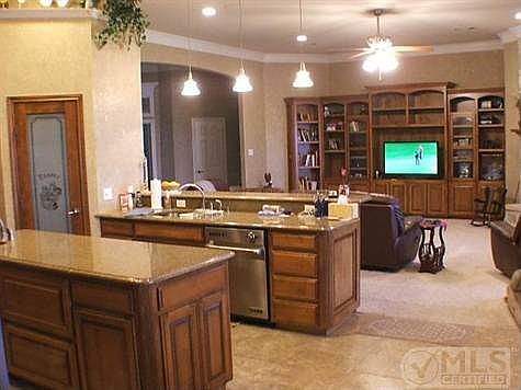 5th image of 2604 Wills Way Dr