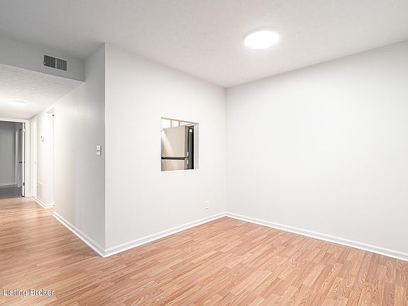 5th image of 7010 Wildwood Cir APT 65