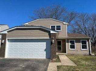 203 Court Of Ash, Vernon Hills, IL