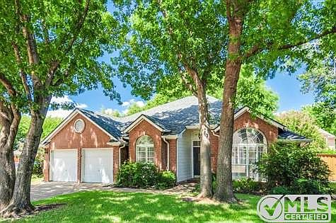 1st image of 6101 Wooded Edge Ct