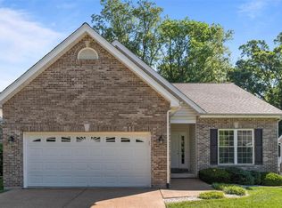 440 Newport Dr, Saint Peters, MO 63376