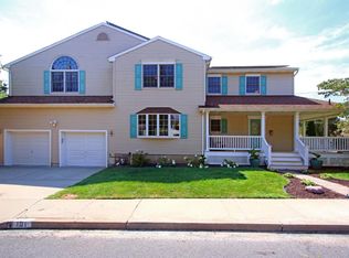 101 Church St, Fair Haven, NJ 07704