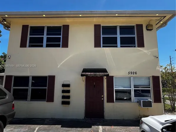 5926 Wiley St, Hollywood, FL