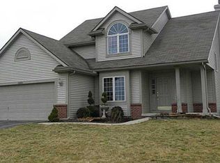 25253 Ramblehurst Dr, Perrysburg, OH 43551