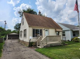 26803 Wolverine St, Madison Heights, MI 48071